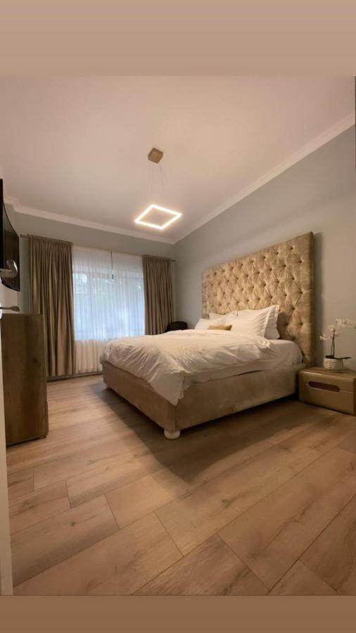 Villa Casa Di David à Buzău Extérieur photo